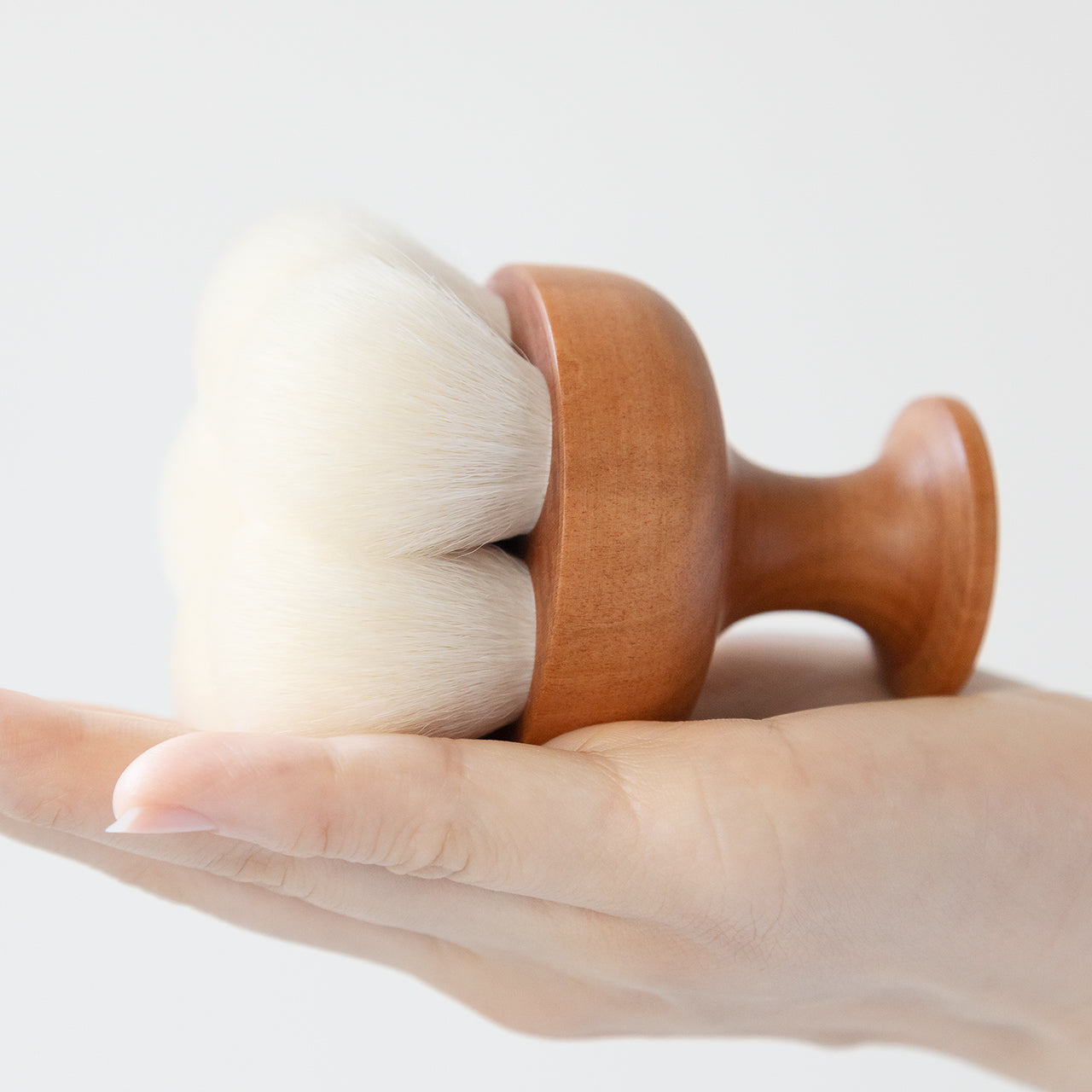 IYASHI BRUSH L